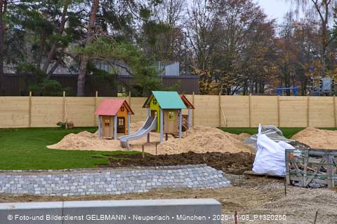 07.11.2025 - Spielsachen für unseren Kindergarten an er Heinrich-Wieland-Straße