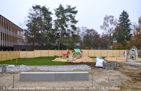 07.11.2025 - Spielsachen für unseren Kindergarten an er Heinrich-Wieland-Straße