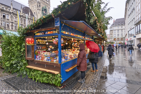 25.11.2025 - Weihnachtsmarkt Eröffnung am Marienplatz