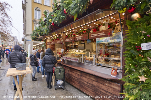 25.11.2025 - Weihnachtsmarkt Eröffnung am Marienplatz